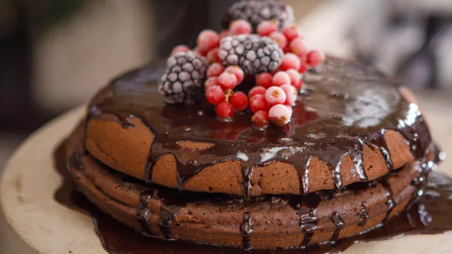 Шоколадова торта на тиган